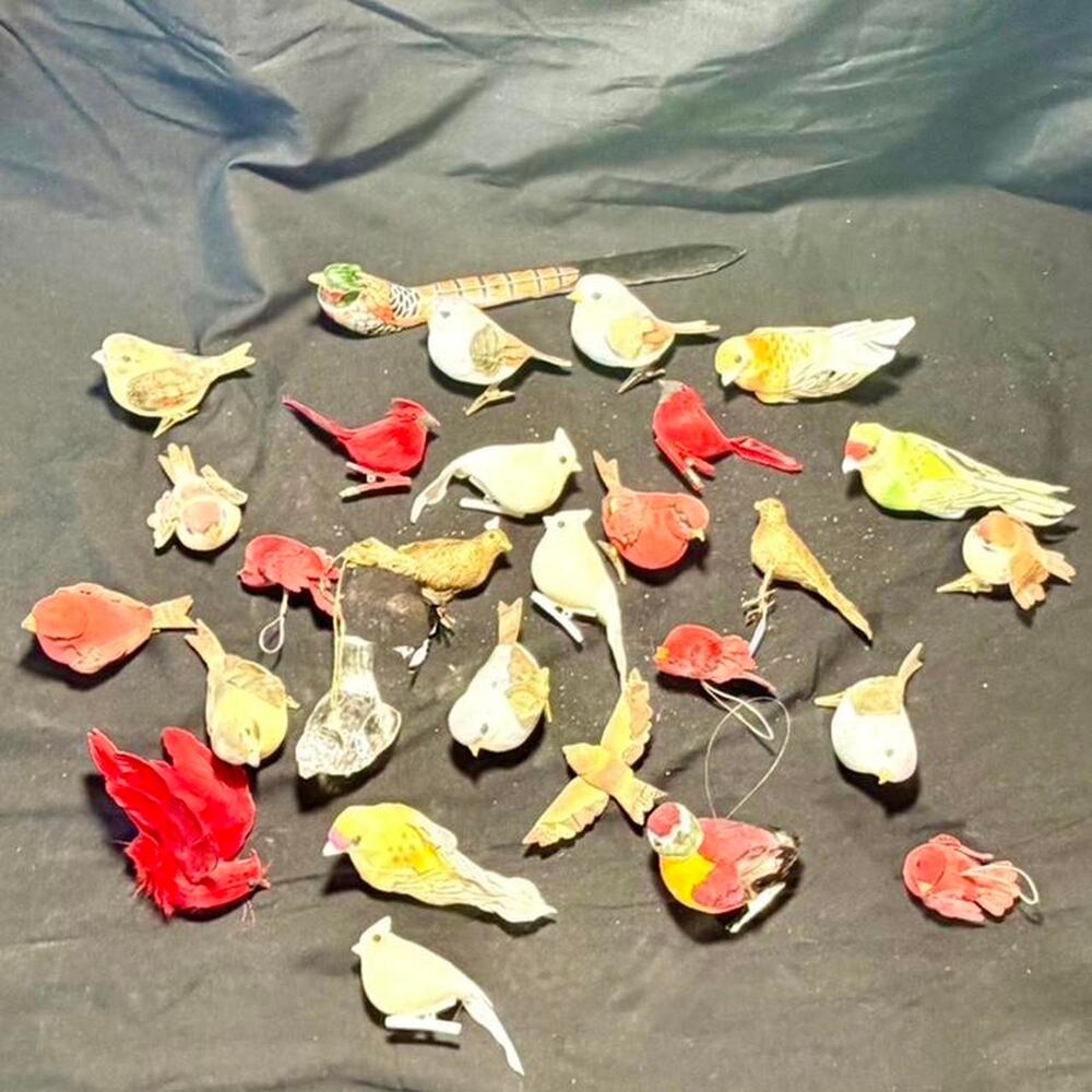 🚨 Set of 25+ VINTAGE Clip-On Bird Ornaments + Glass Bird Envelope Opener 🐦